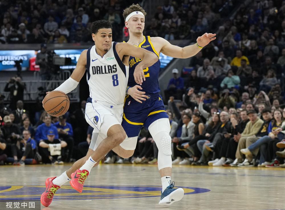 分展示了两 分展示了两